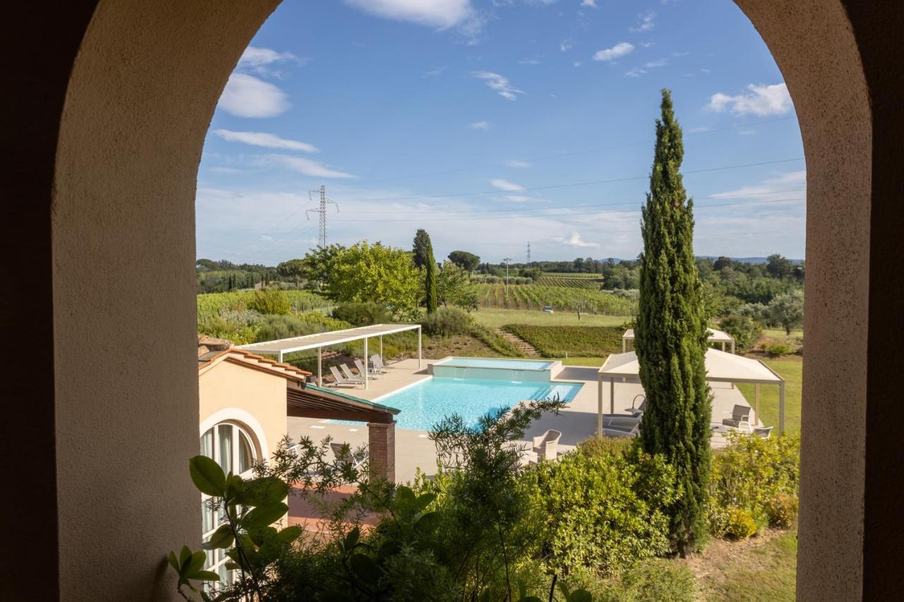 Resort Casale Le Torri Ponsacco Exteriör bild